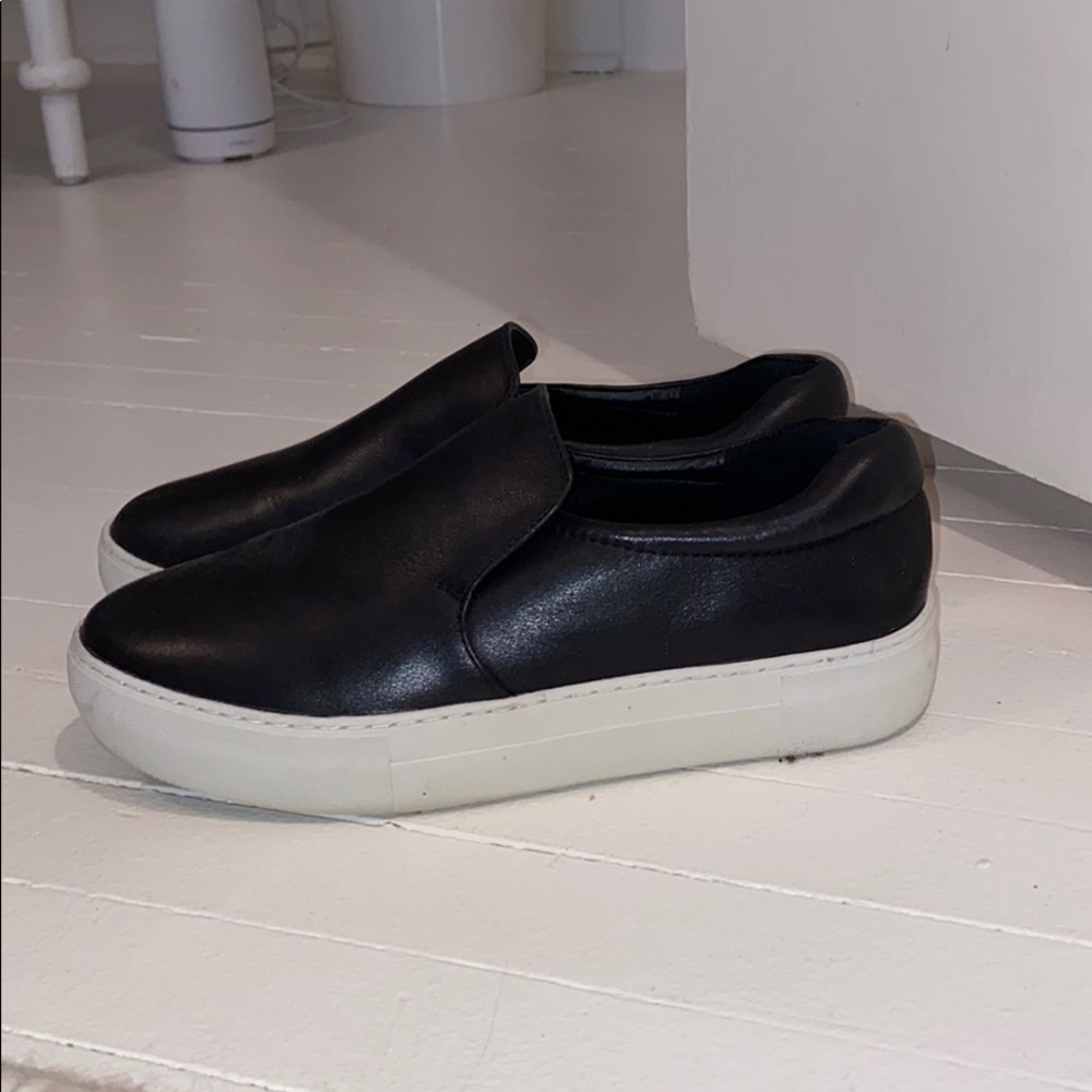 J/SLIDES barely worn!!!